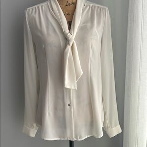 Tahari  buttondown Elegant Cream Blouse with Tie Neck